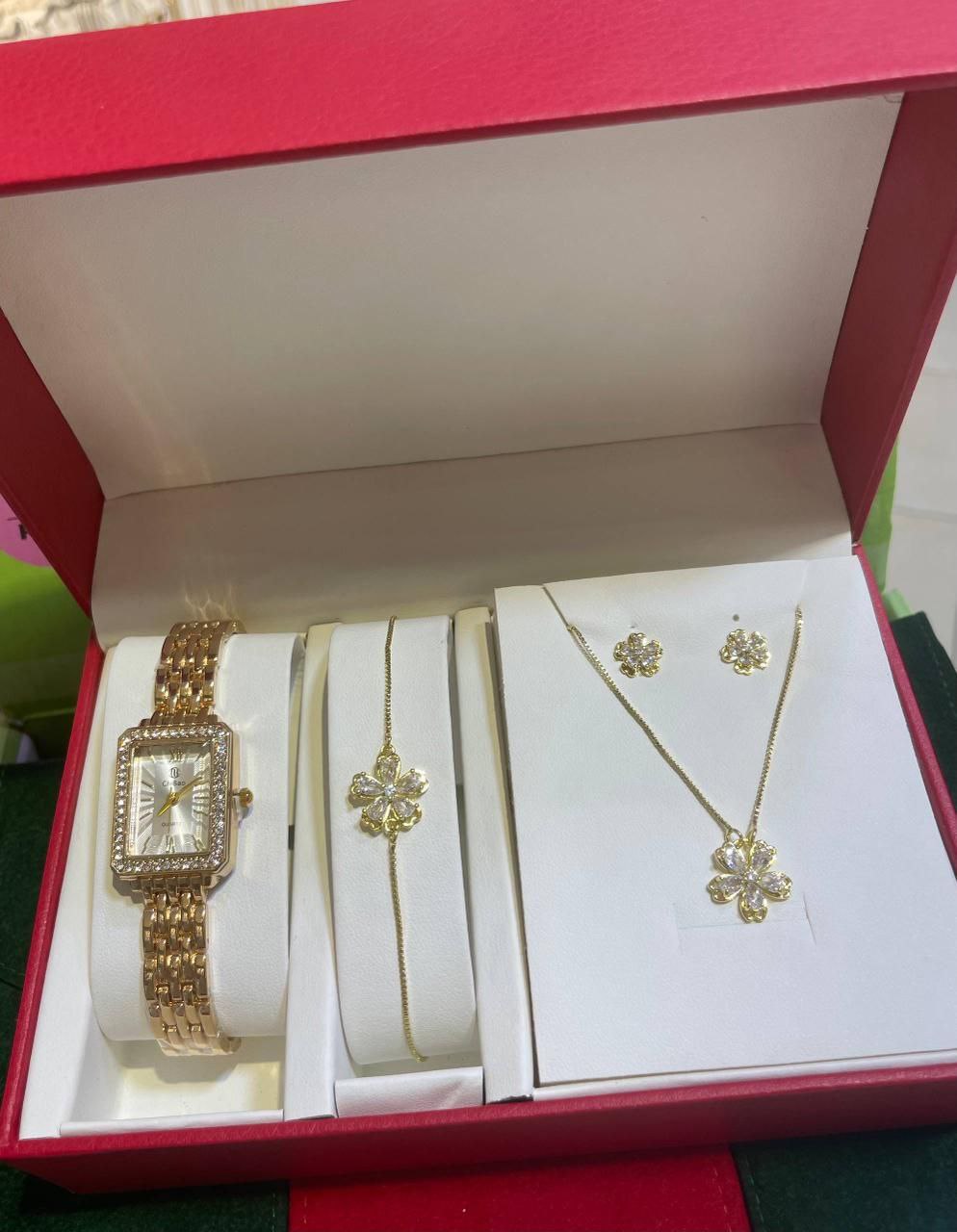 PACK 4 F 1 BRACELET + COLIER + MONTRE + BOUCLE