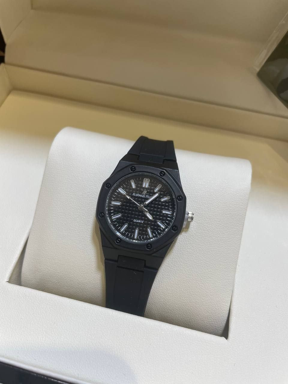 AUDEMARS PUIGET FULL COLOR