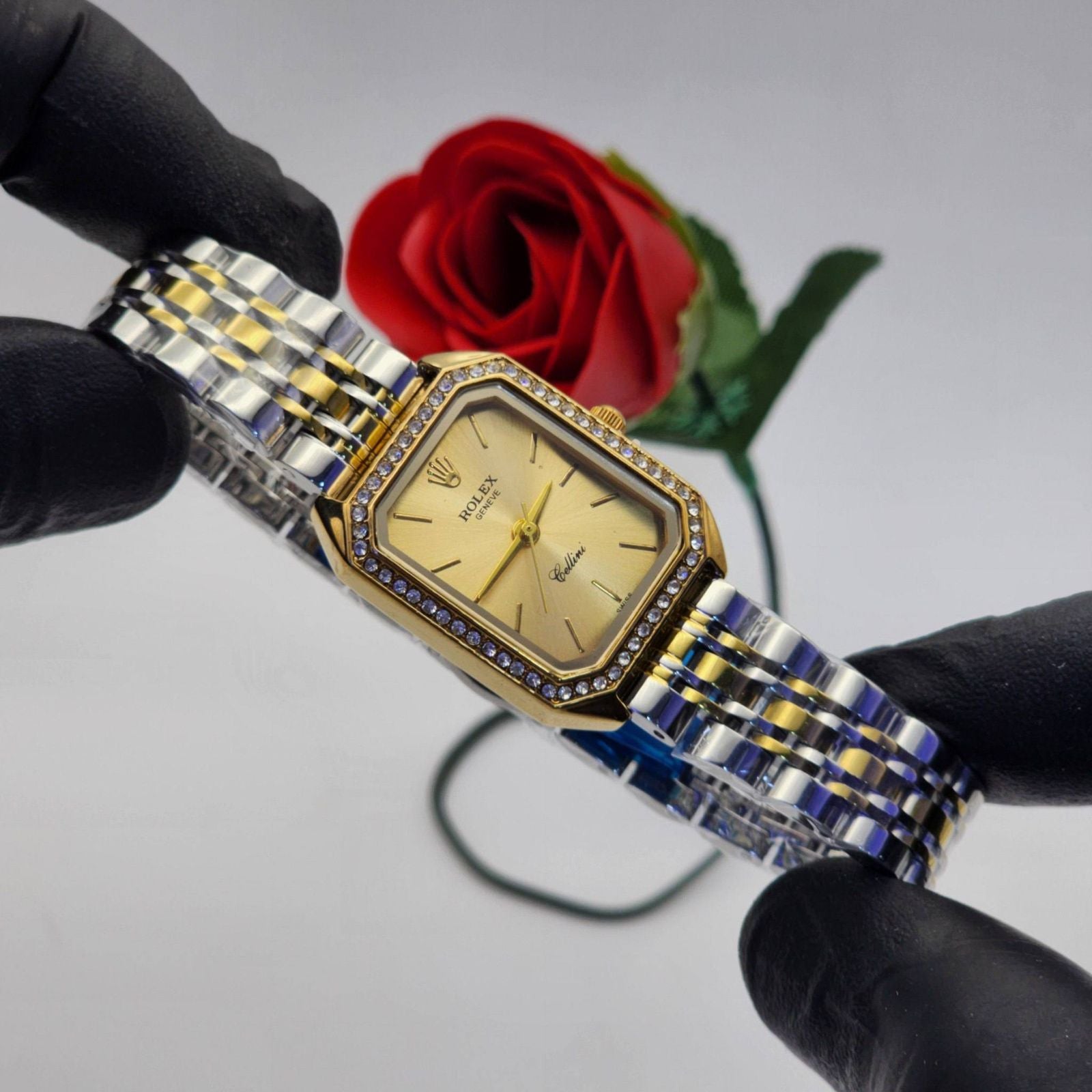 ROLEX GRIS GOLD AVEC PEARLS