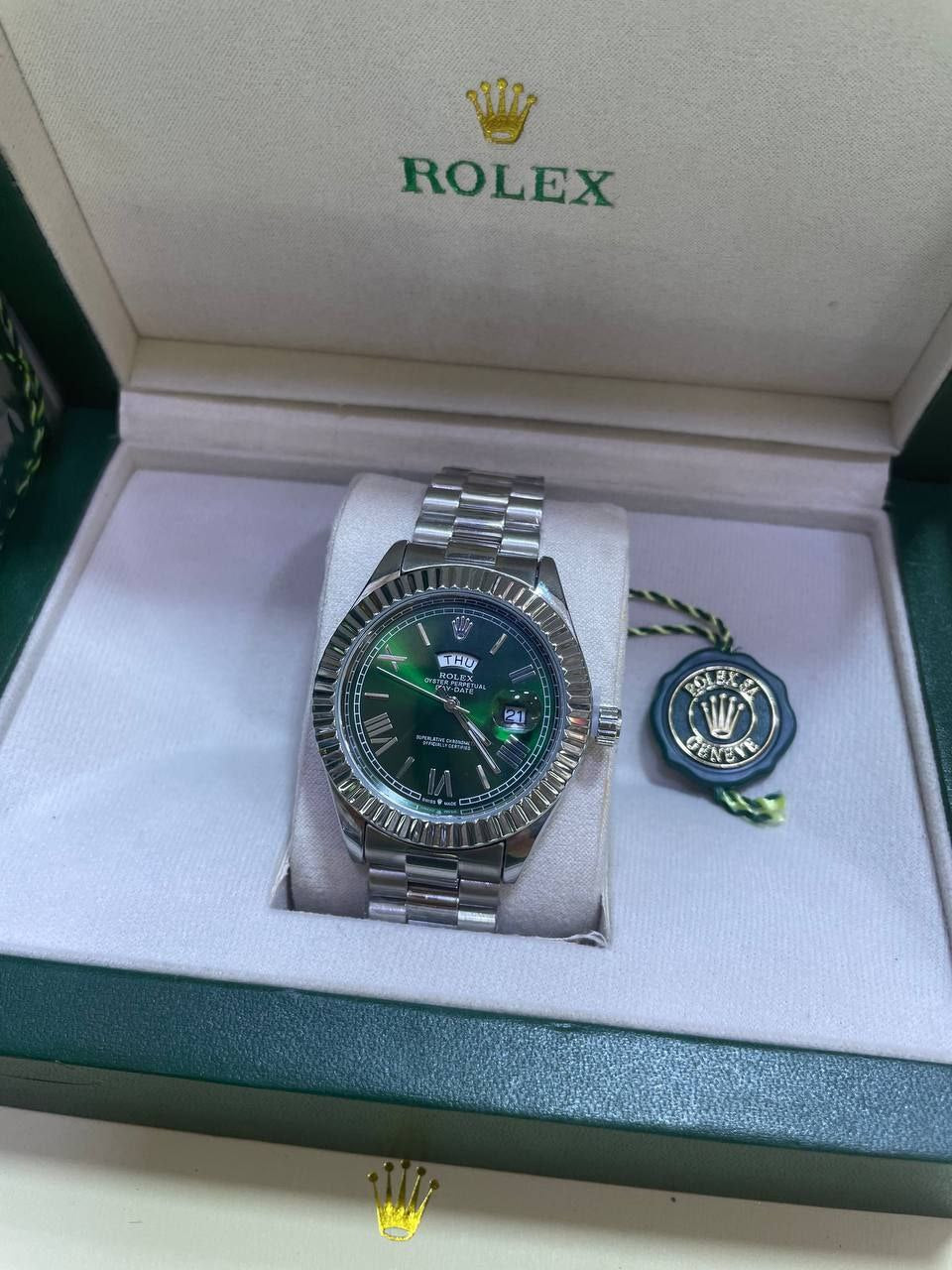 ROLEX OYSTER DAY DATE OLIVE GREEN